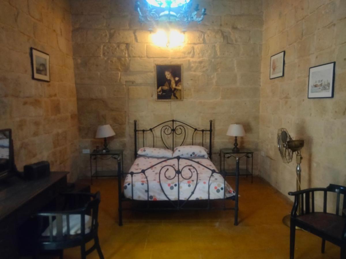 Charming 17Th Cent House Of Character In The Famous 3 Cities, Right Next To Valletta Cospicua Exterior photo